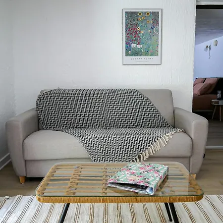 Les Du Roc Bed & Breakfast