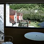 Les Du Roc Nocleg ze śniadaniem