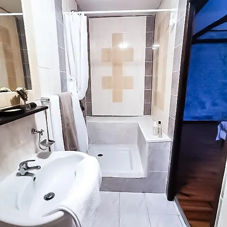 Couette-café Les Du Roc Le Roc